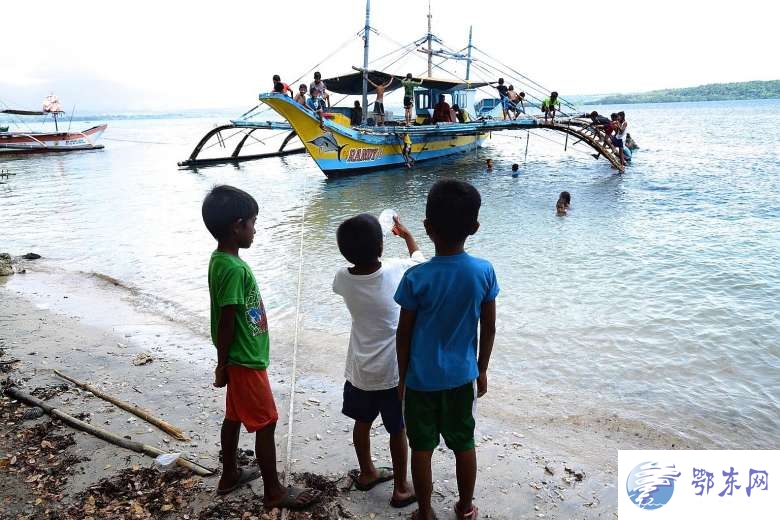 菲律宾渔民重返黄岩岛 黄岩岛现在谁控制最新