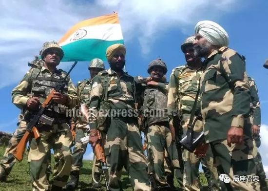 印度部队演练对峙 中印边境对峙打斗视频图片