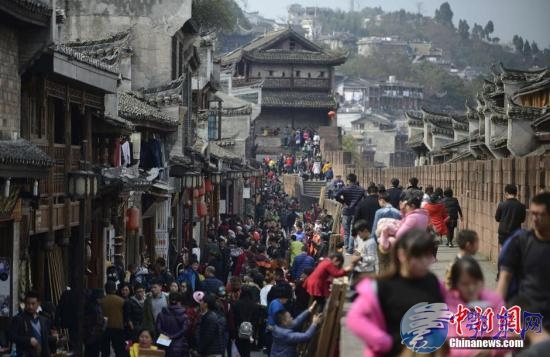 春节假期全国接待游客3.02亿人次