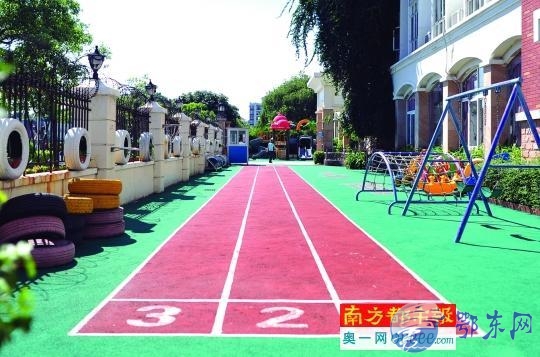 广东一幼儿园多名孩子流鼻血 园方称去年更换跑道